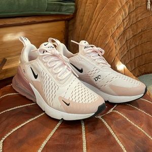 Nike Airmax 270 women’s size 6